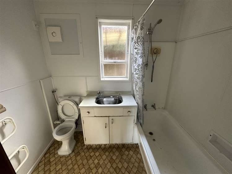 1/140 Golf Road Titirangi_6