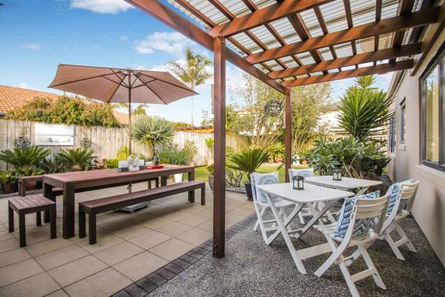 27 Harbour View Road Te Atatu Peninsula_1