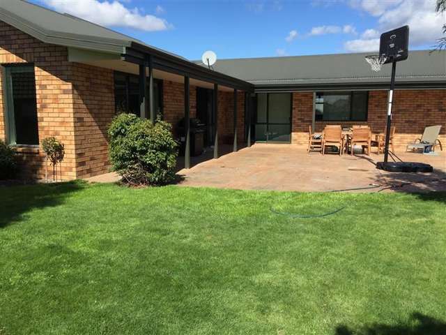 104 Aldinga Avenue Stoke_1