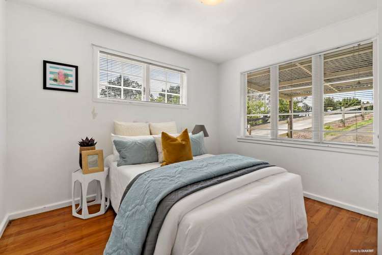 14 Moffat Road Red Beach_4