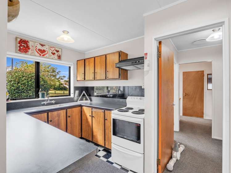 123 Great North Road Otamatea_11