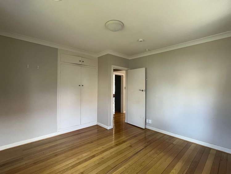 29b West Coast Road Glen Eden_13