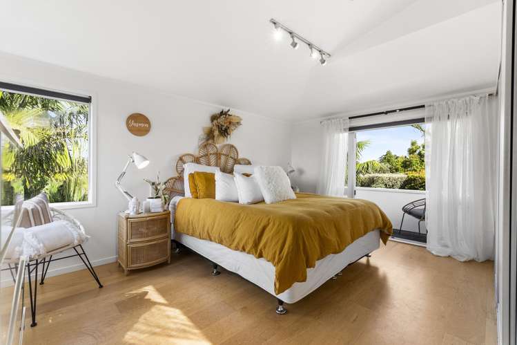 2 Stredwick Drive Torbay_18