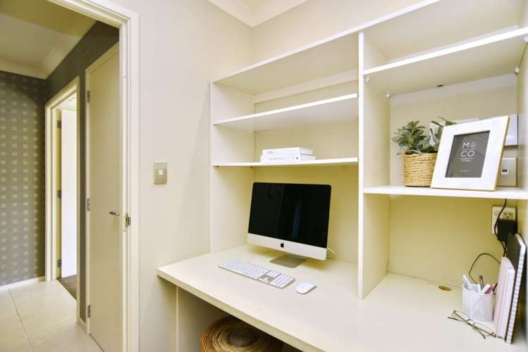 8 Ross Place Northwood_19