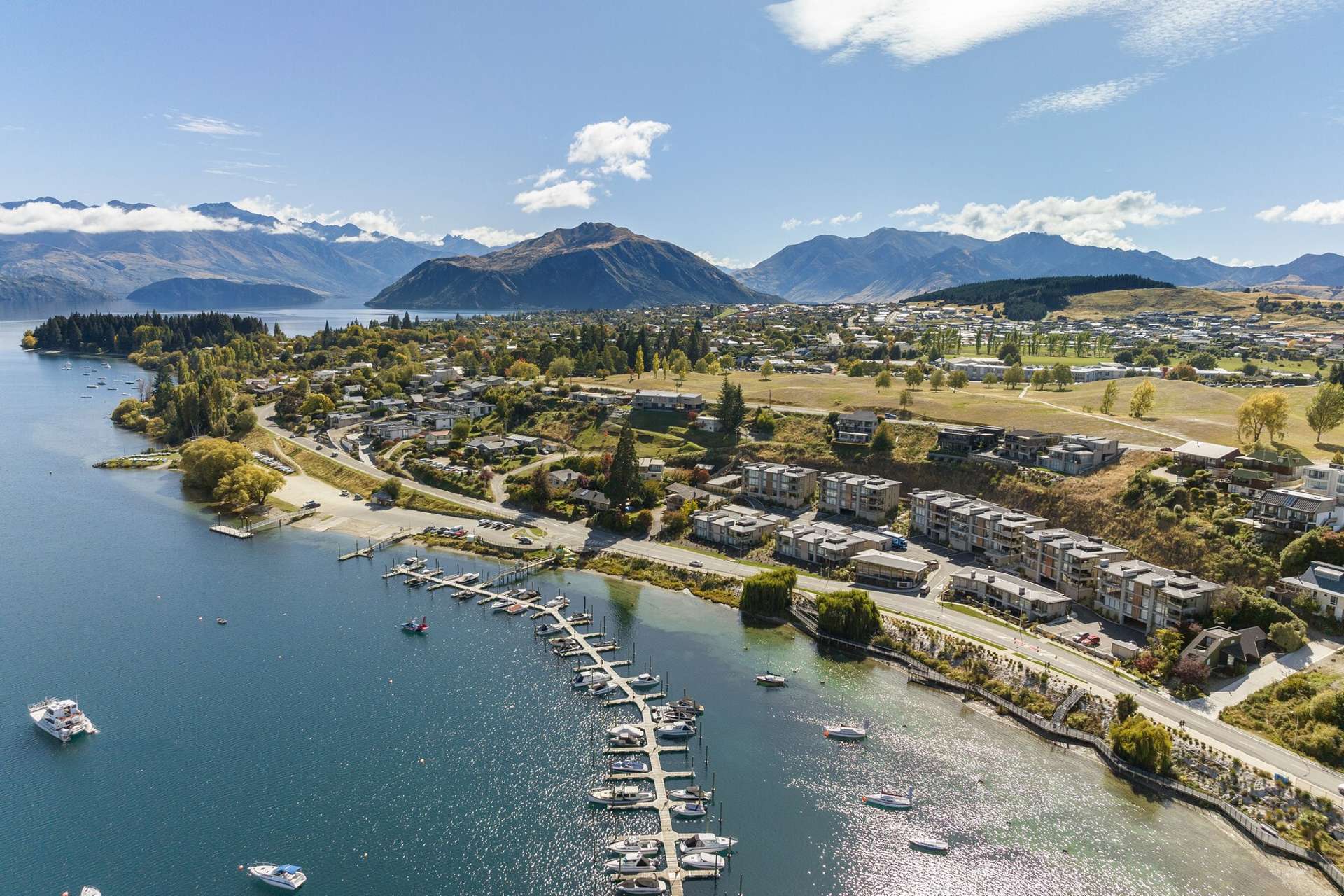 Apt 7 Marina Terrace, 65-95 Lakeside Road Wanaka_0