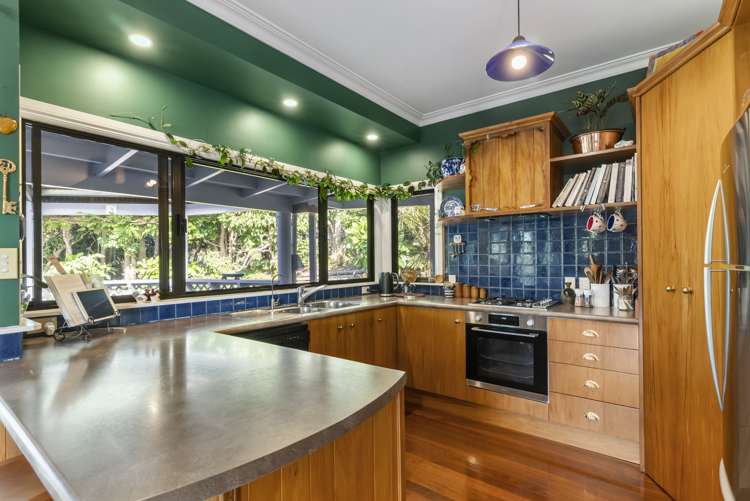 15 Long Road Waitakere_7