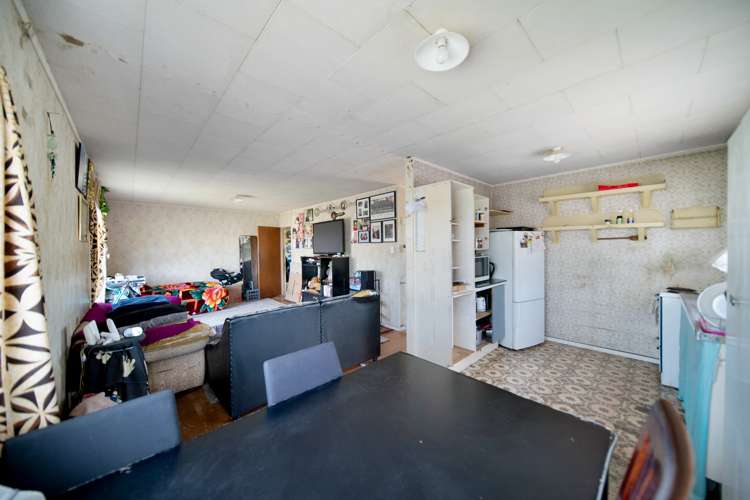 72 Archboyd Avenue Mangere East_12