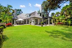 Simon Carnachan-designed mansion asking for over $8m - ‘realistic vendor’ downsizing