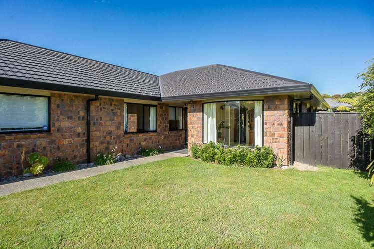 46 Campion Road Waikanae Beach_2