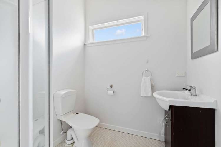 29 Queensway Three Kings_12