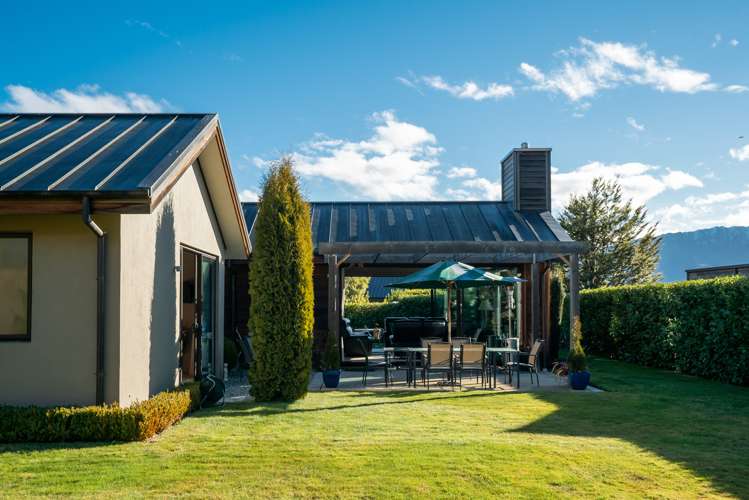 8 Jackby Court Jacks Point_18