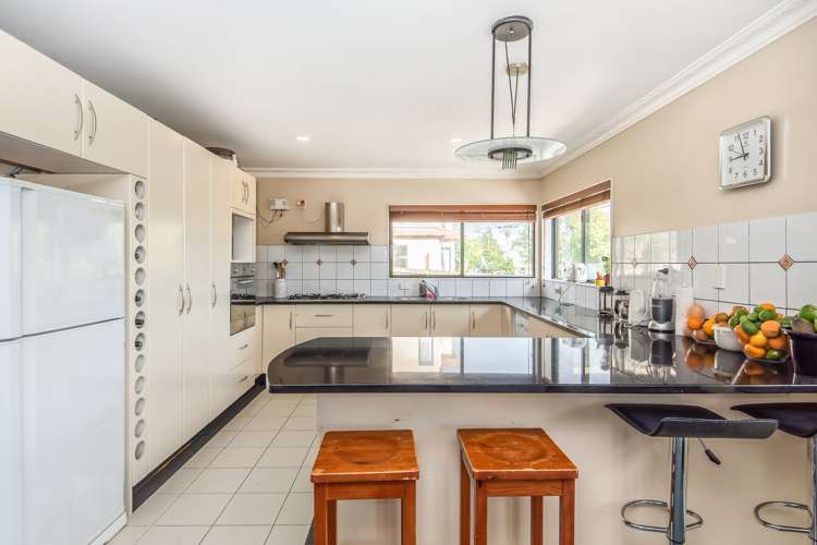 2/49 College Road Northcote_5