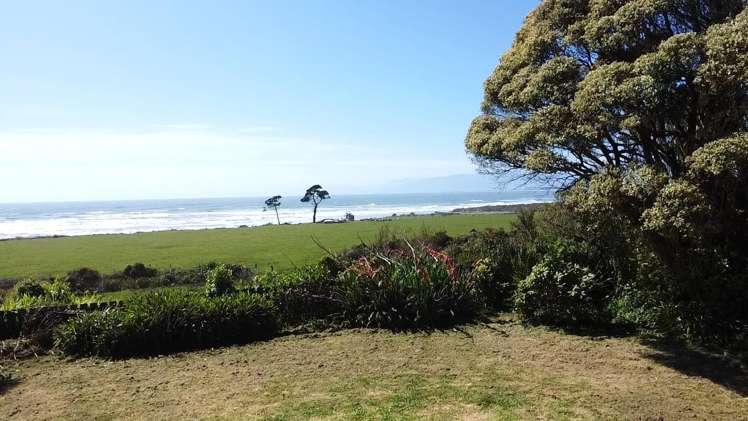 888 Cape Foulwind Road Cape Foulwind_12