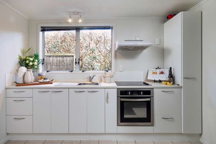 23a Hazel Avenue Mount Roskill_8