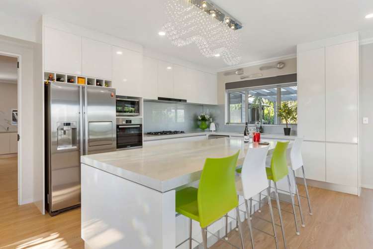 13 Eastview Crescent Stanmore Bay_5