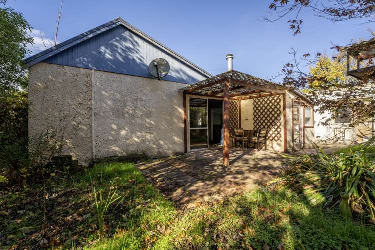 6 & 8 Dobson Street Waimate_12