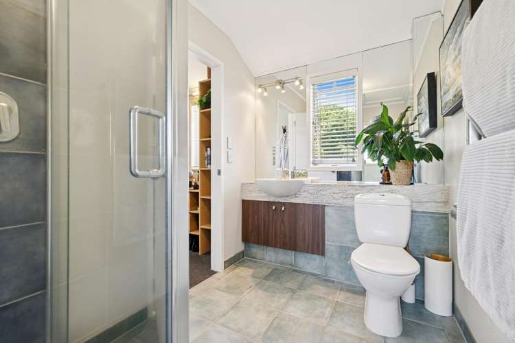 44 Isobel Road Greenhithe_21