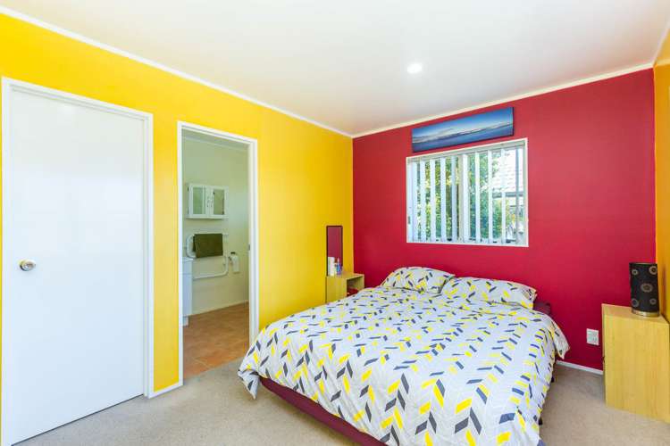 32 Glenveagh Park Drive Manurewa_11