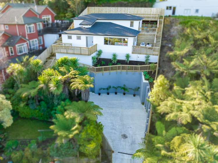 18a Honeysuckle Lane Mairangi Bay_22