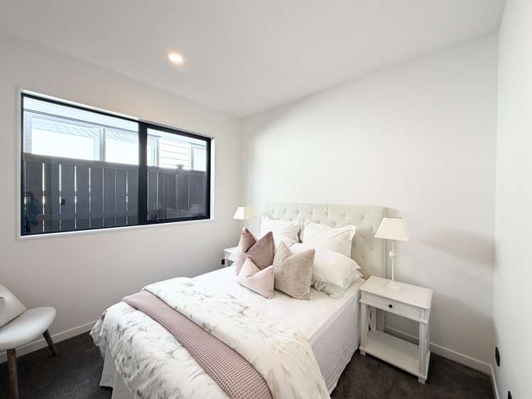 384 Te Taruna Drive Milldale_13