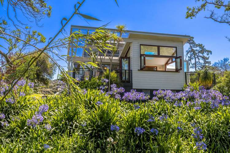 49 Tahatai Road Oneroa_26