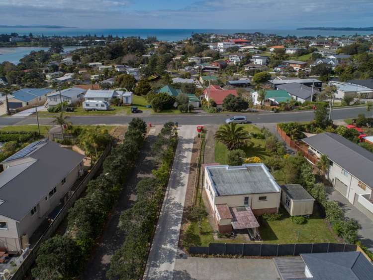 14 Moffat Road Red Beach_11