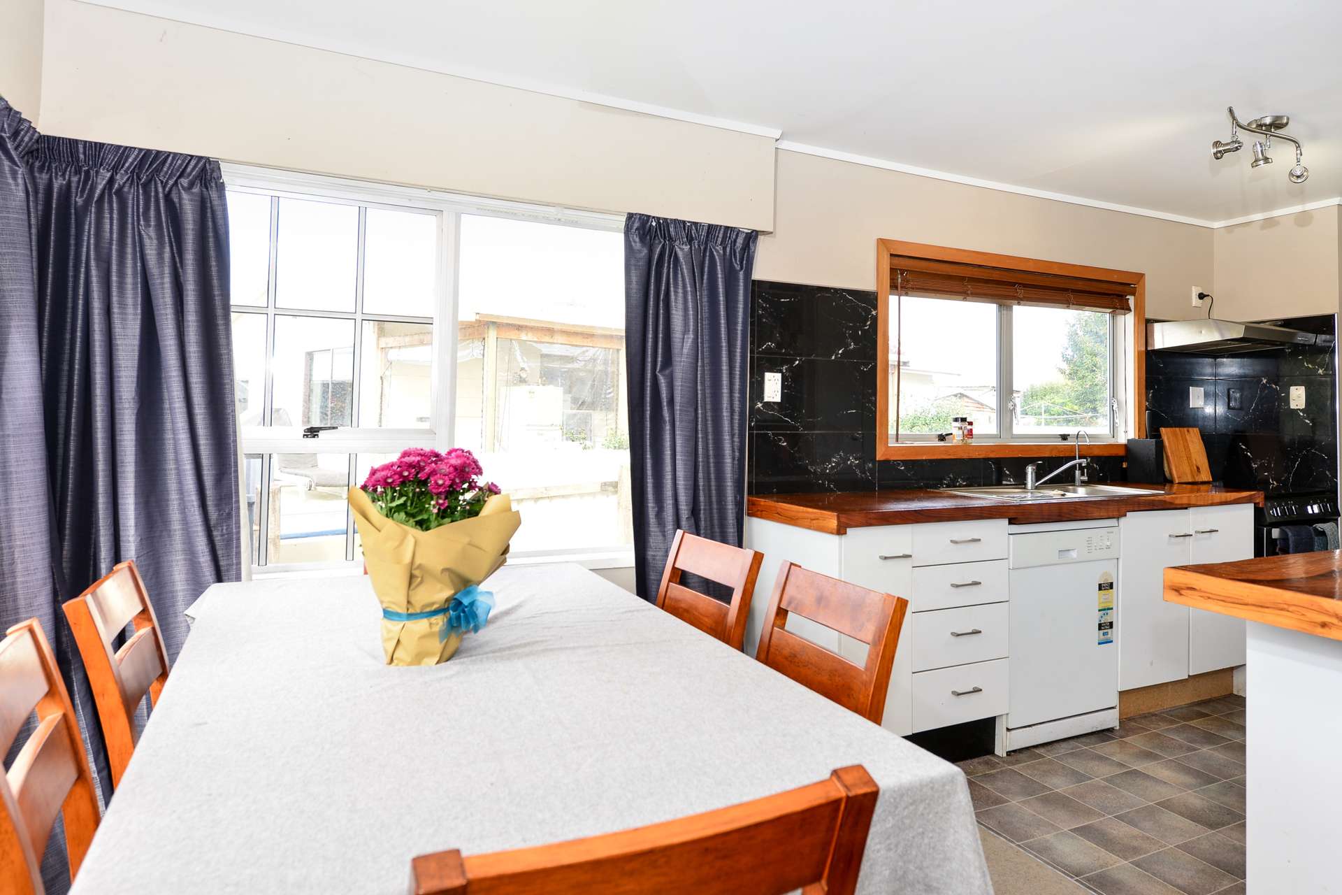 6 Camden Place Pukete_0