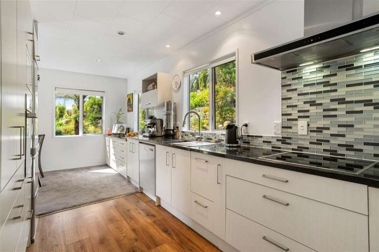 54 Herbert Drive Whangamata_14