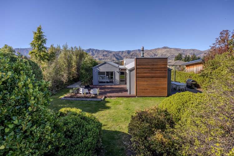 20 Bell Street Lake Hawea_18
