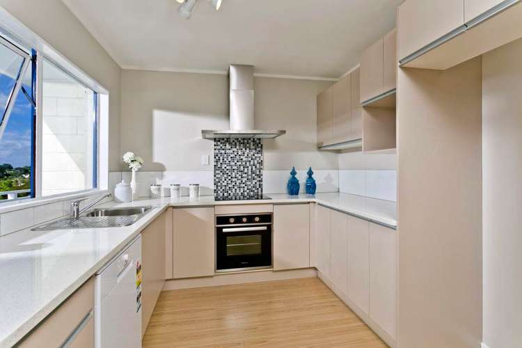 1/23a Target Road Totara Vale_9