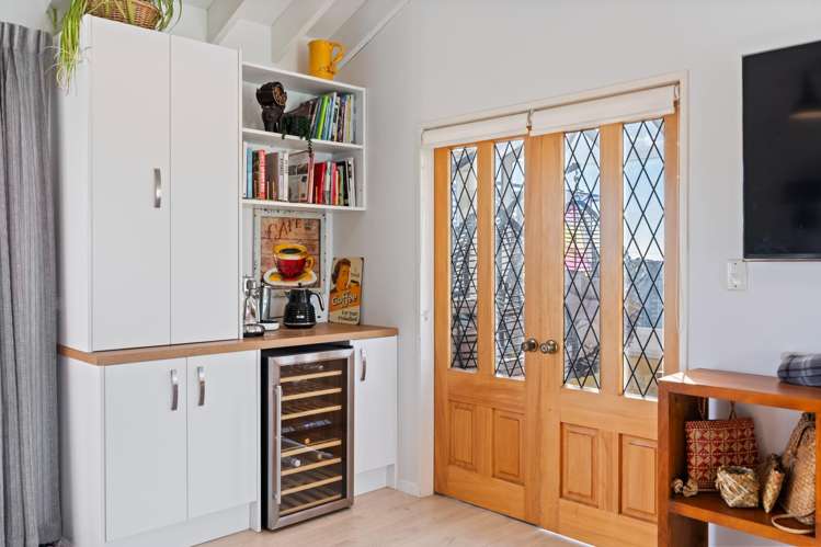 14 Koromiko Street Otaki Beach_15