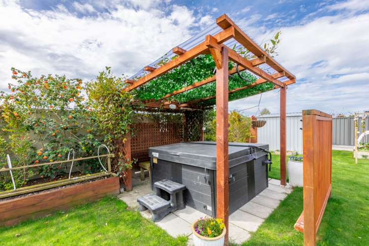 24 Pelorus Avenue Poraiti_26