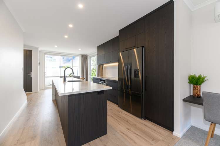 1 Sanremo Lane Stanmore Bay_4