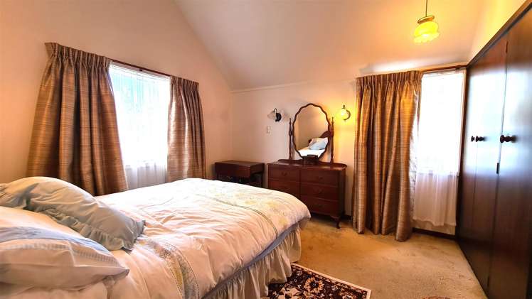 2/4 Egmont Place Bishopdale_10