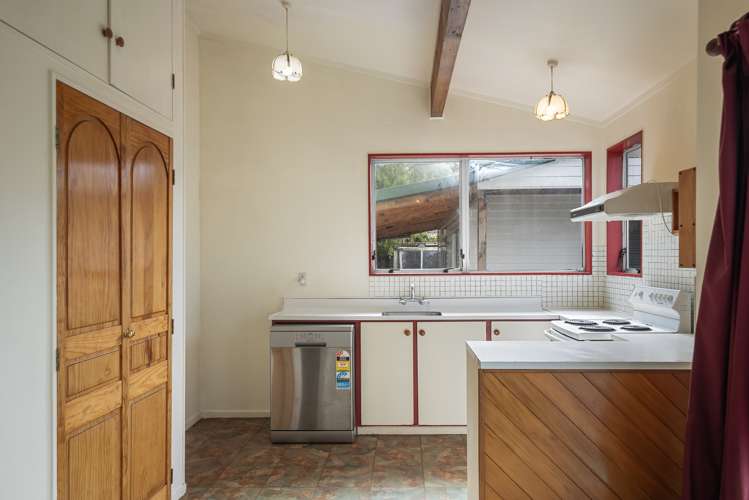 84 Pasadena Crescent Totara Park_6