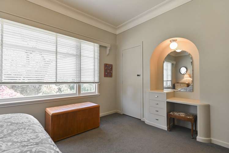 571 Lyndhurst Road Frimley_14