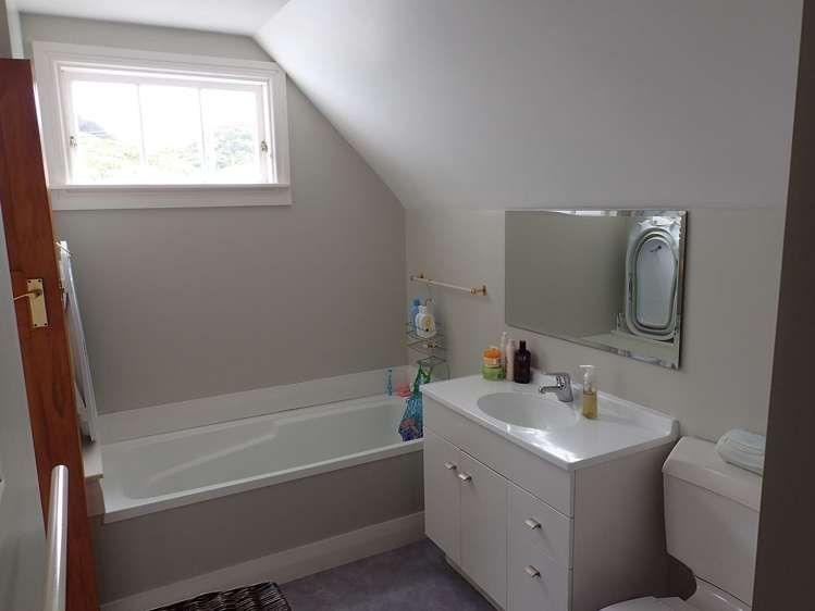 10 Somerset Avenue Newtown_5