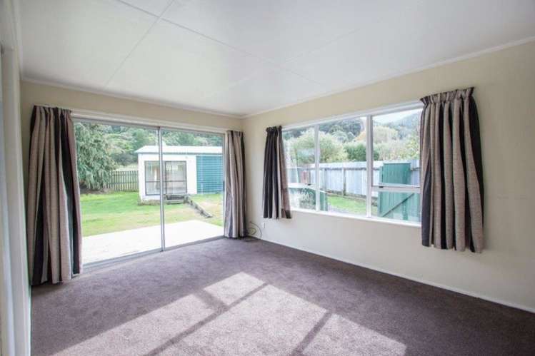 23 Churchill Crescent Featherston_11