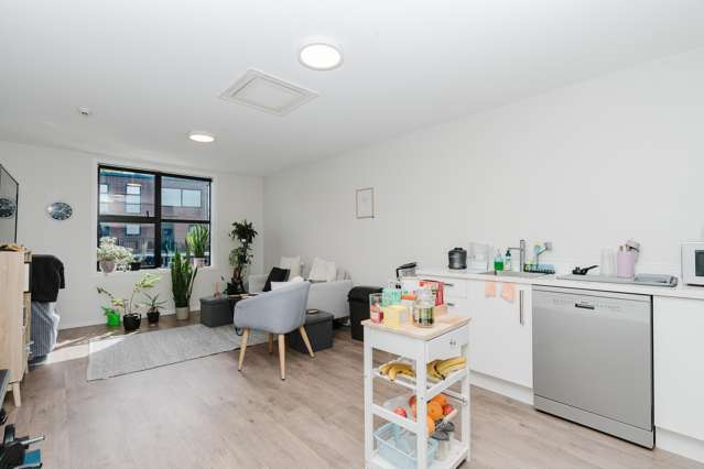 104/4 Village Quarter Lane Frankton_1