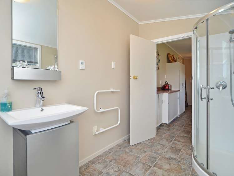 34 Rhodes Street Carterton_6