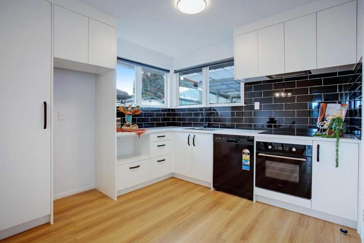 52 Hall Avenue Mangere_4