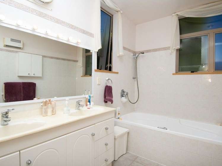 35 Calamaras Street Enner Glynn_10