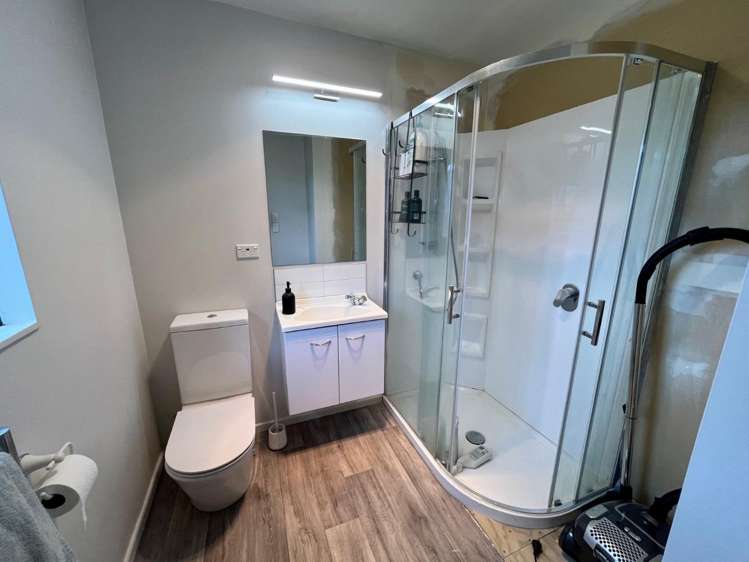 A/12 Grainger Road Te Atatu South_11