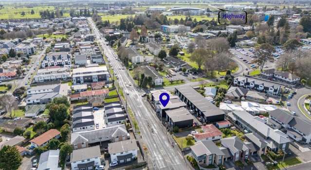 4/100 Knighton Road Hillcrest_1