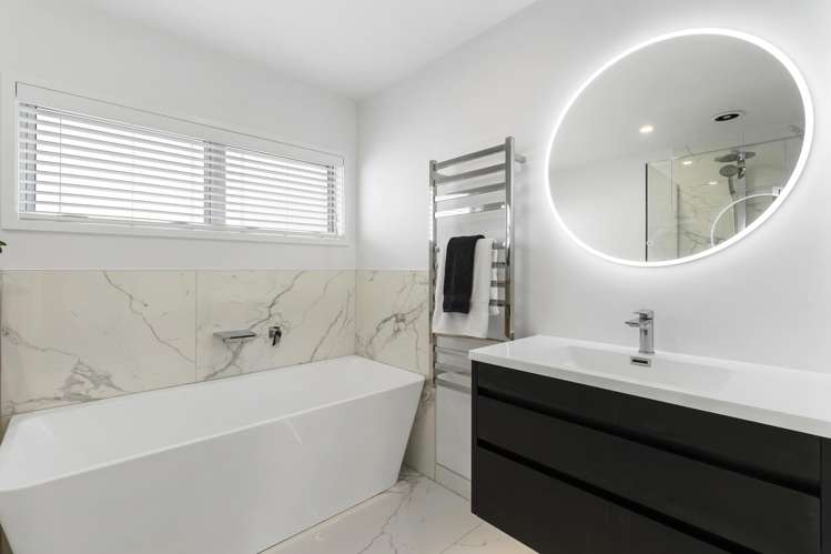 2 Grove Road Devonport_18