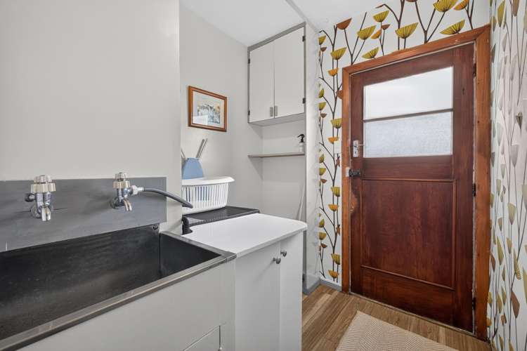 2/146 Beach Road North New Brighton_17