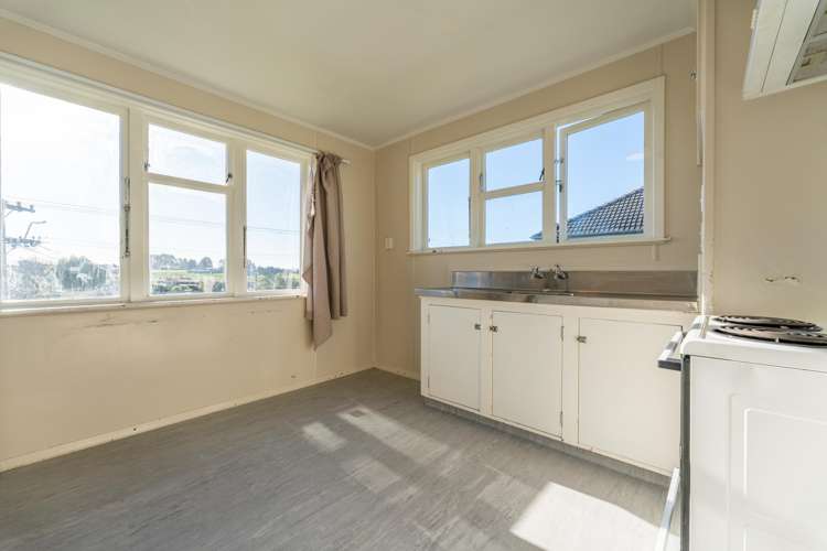 98 Grants Road_5