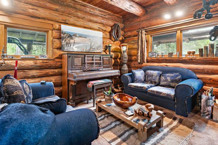 1321 Pack Spur Road Mataikona_6