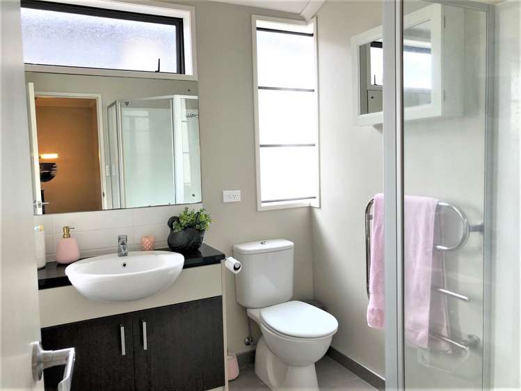 73 Coachman Drive Flat Bush_14