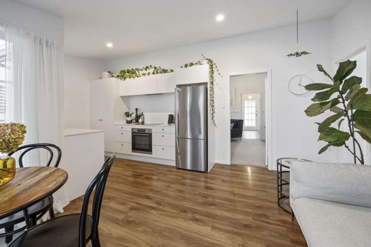 251a Courtenay Street Strandon_13